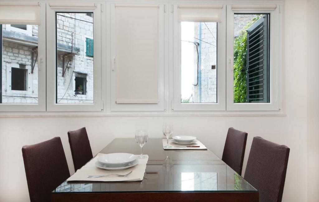 Bruno Split Centre Apartment And Room Eksteriør bilde