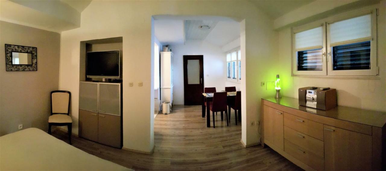 Bruno Split Centre Apartment And Room Eksteriør bilde